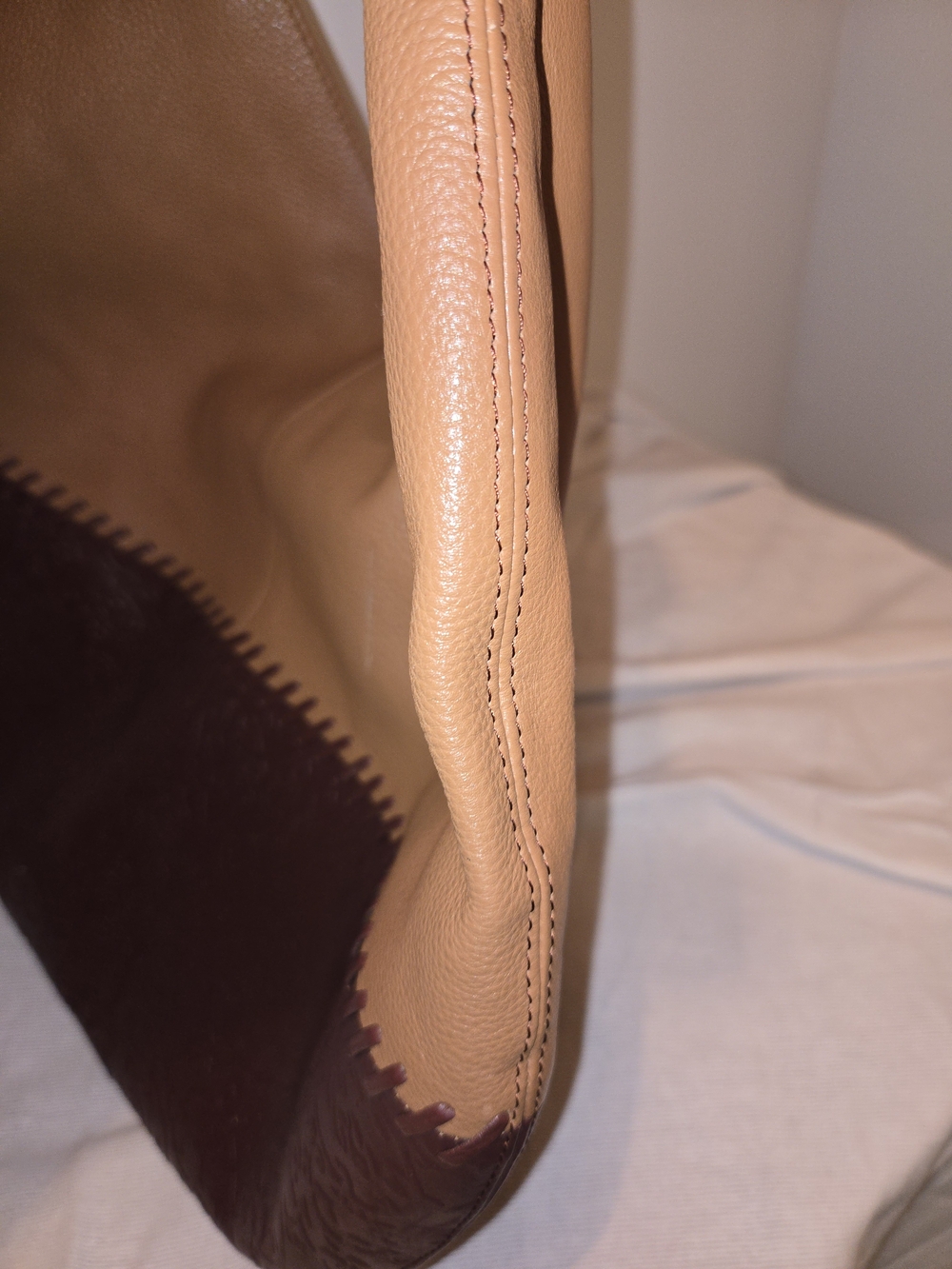 Beautiful Sharif Embossed Chocolate/Tan Leather Hobo. Great Pre-owned Condition - Picture 6 of 9